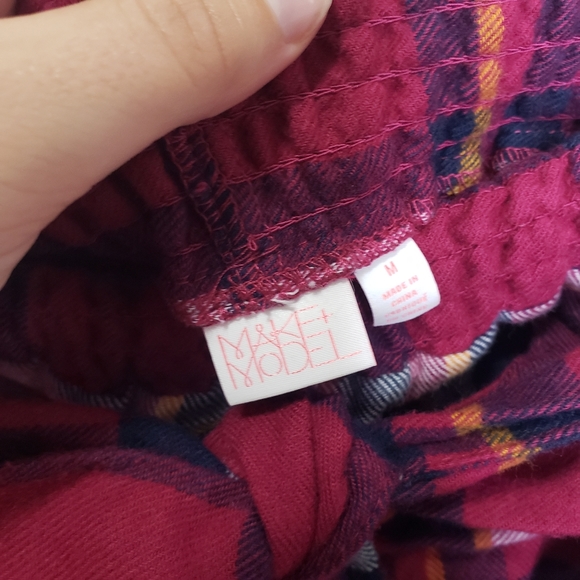Make + Model flannel plaid pajama bottoms - Picture 3 of 3